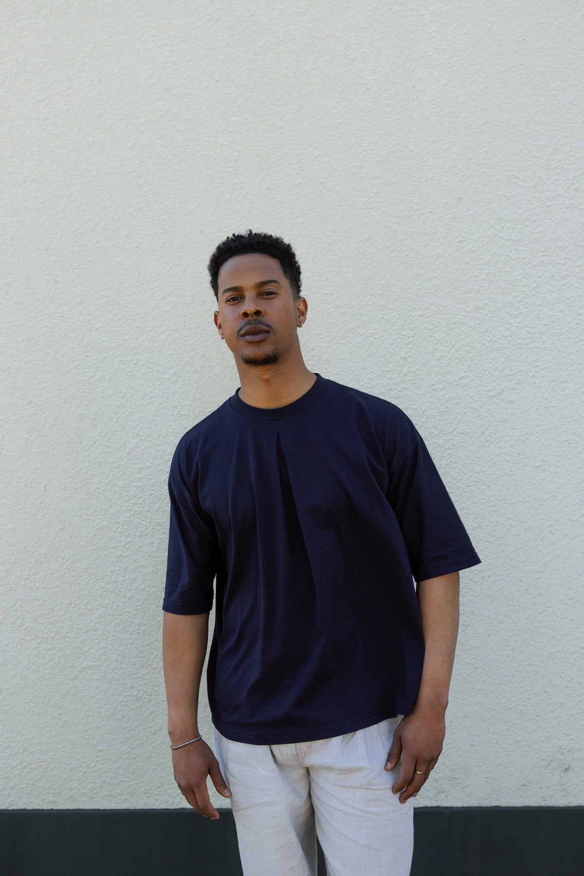 Pleated T-Shirt – Navy
