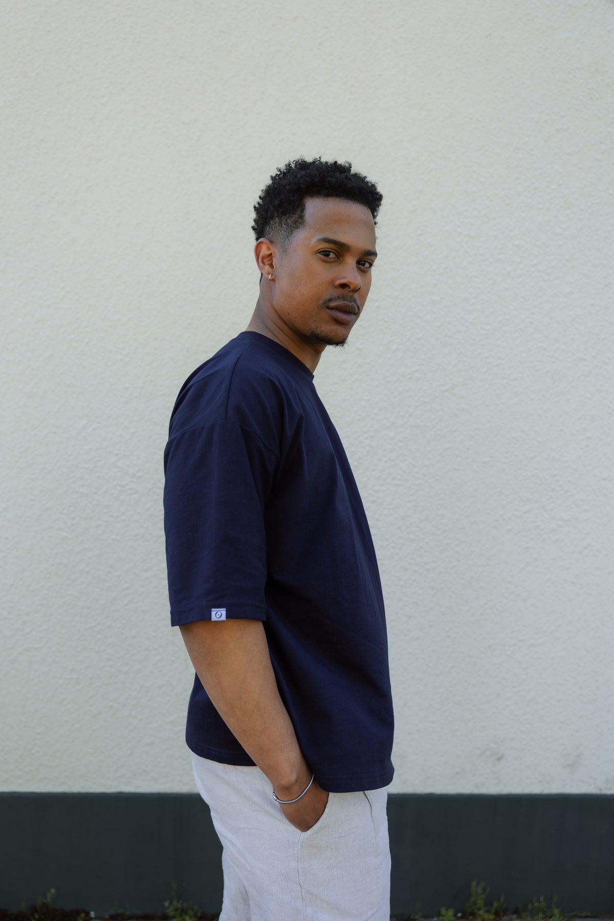Pleated T-Shirt – Navy-4
