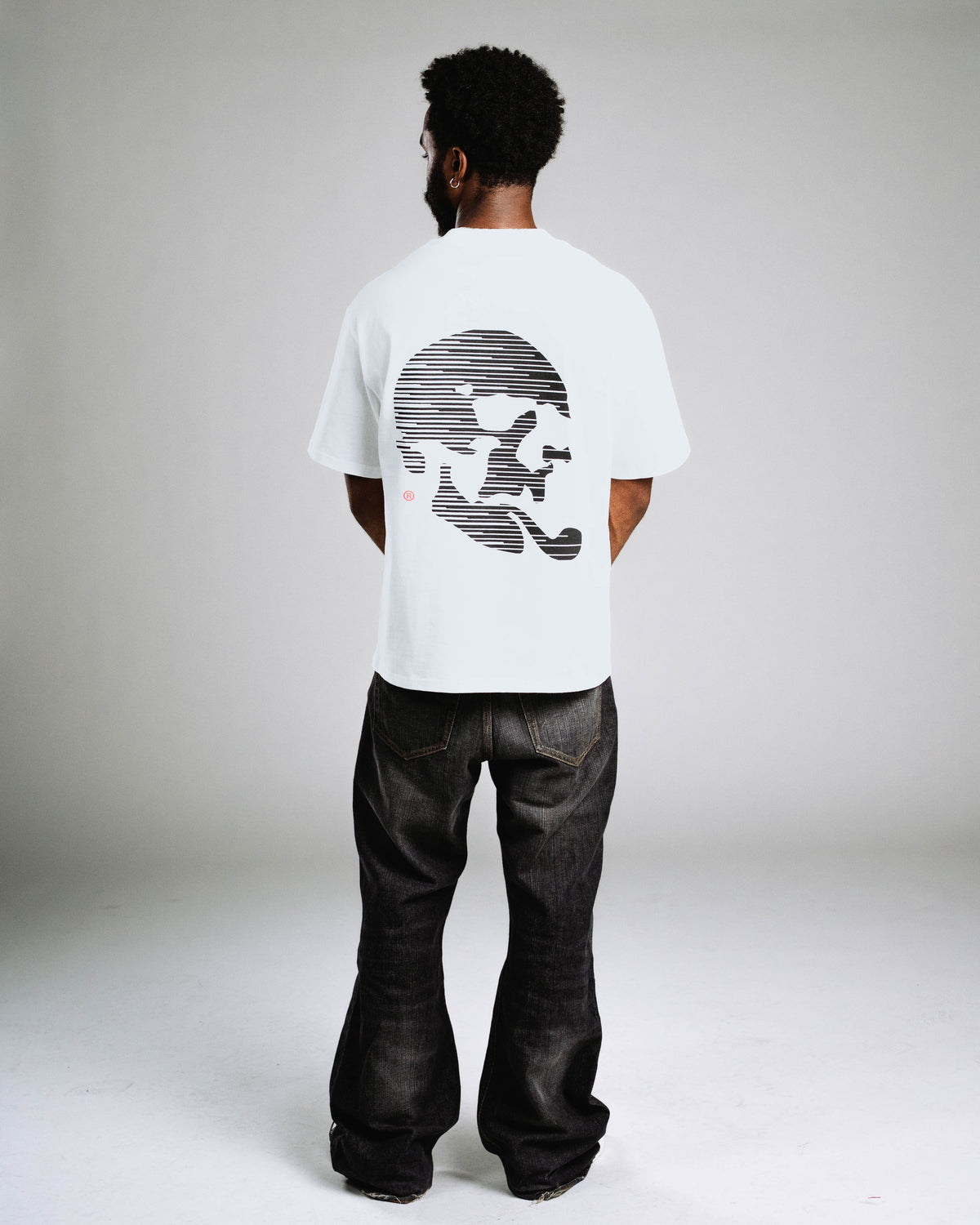 Skelly Basic V2, A Heavy Faded White Tee-7